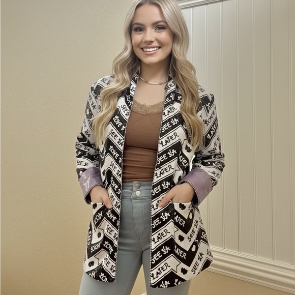 Chic Black and White Patterned Jacket Blazer - Picture 2 of 12